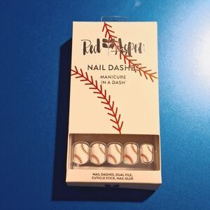 Red Aspen press on nails